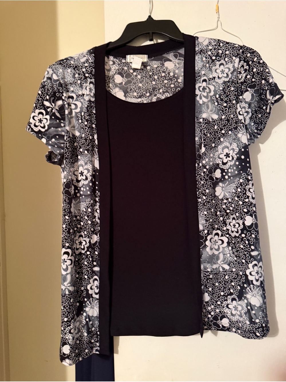 Women’s Black Floral Layered Short-Sleeve Top Size 1X